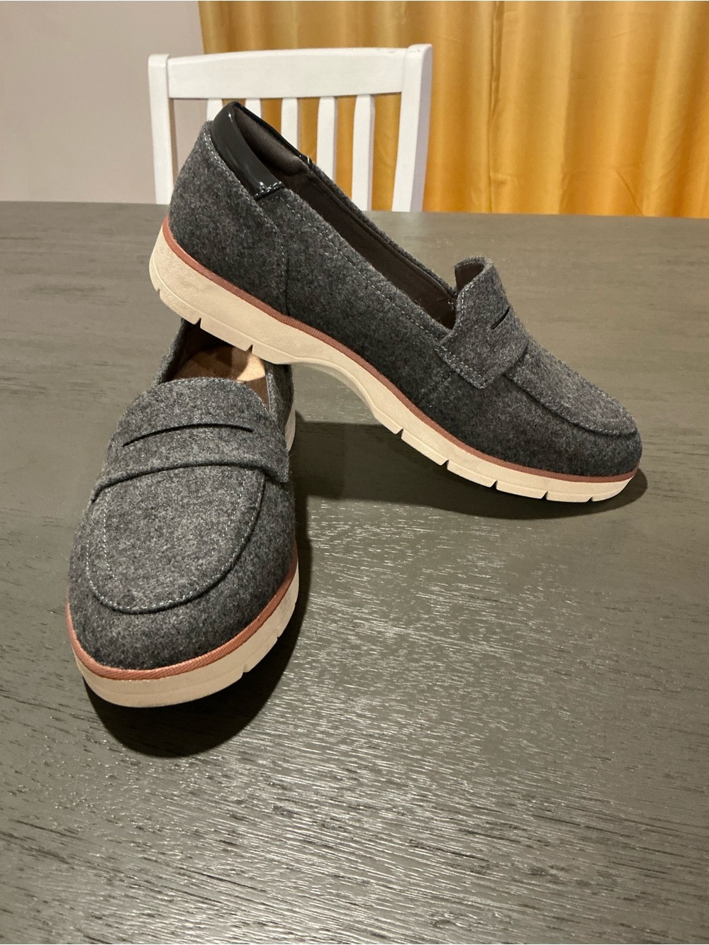 Dr. Scholl's Gray Felt Penny Loafers with White Sole 8.5 Wide